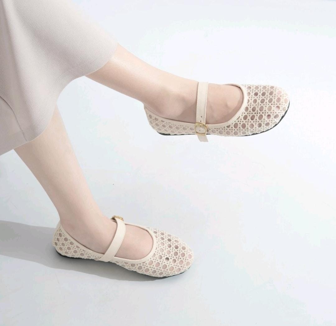 WhatsApp Image 2026-08-04 at 17.53.21 Flatshoes